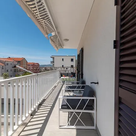 Daire Vengo Trogir